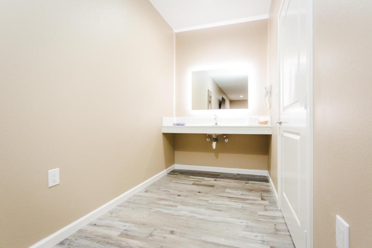 Budget Host Inn & Suites Four Corners Экстерьер фото